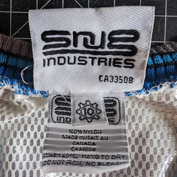 Snug Tank Vest - Picture 3 of 3